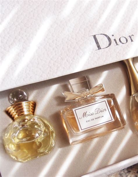 miss dior parfem jasmin